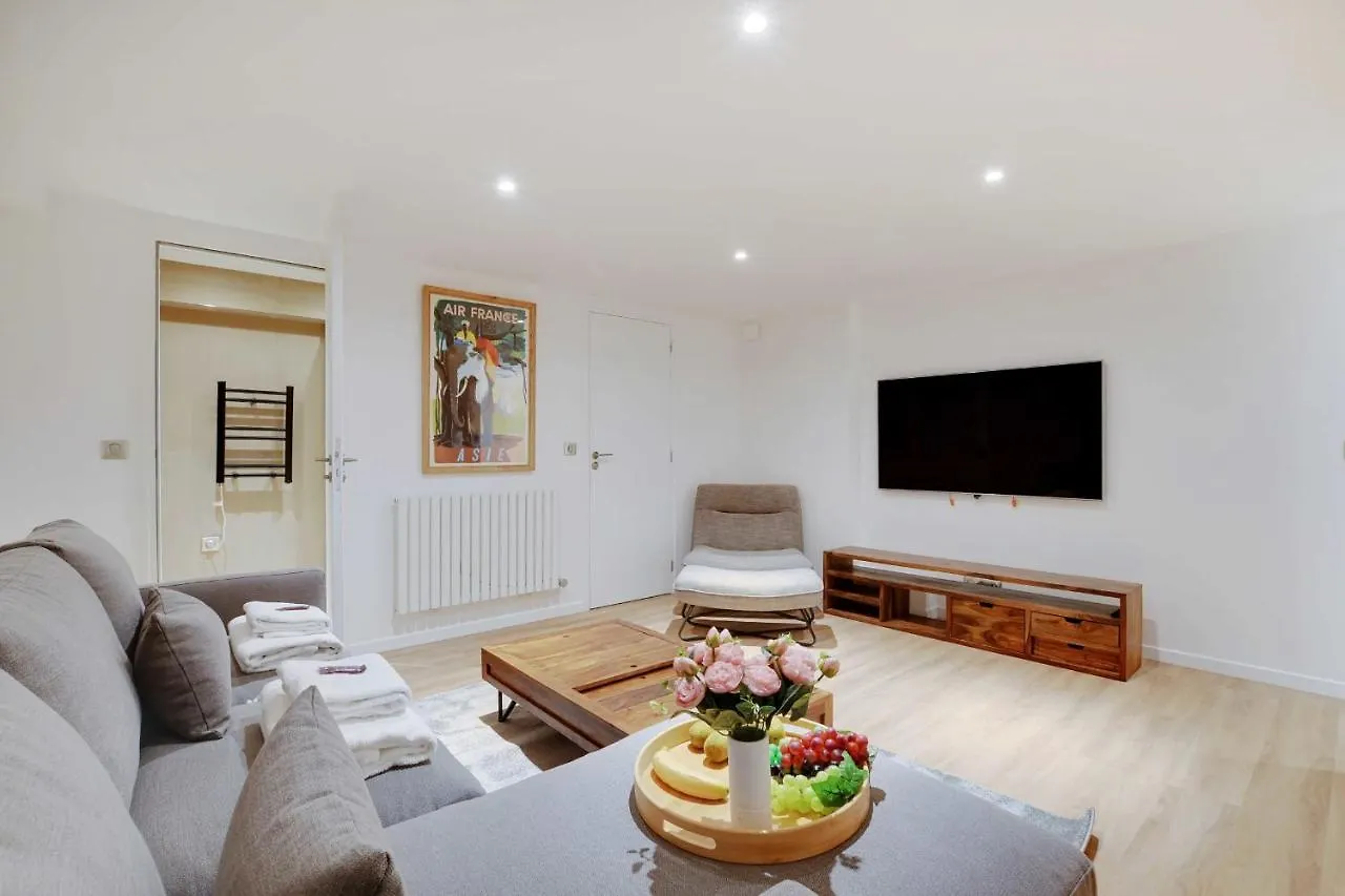 Amazing Apartment 2Br6P - Sacre Coeur Montmartre Paryż Francja
